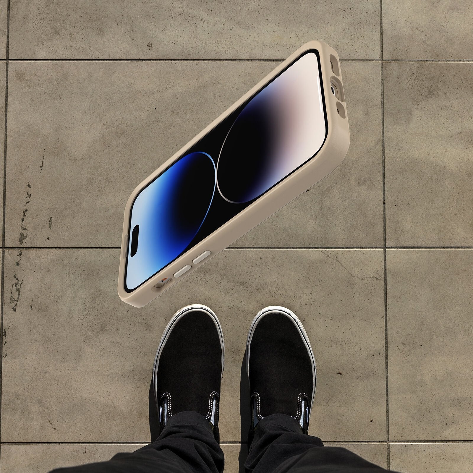 iPhone 14 Pro Symmetry Series Case - Image 24082